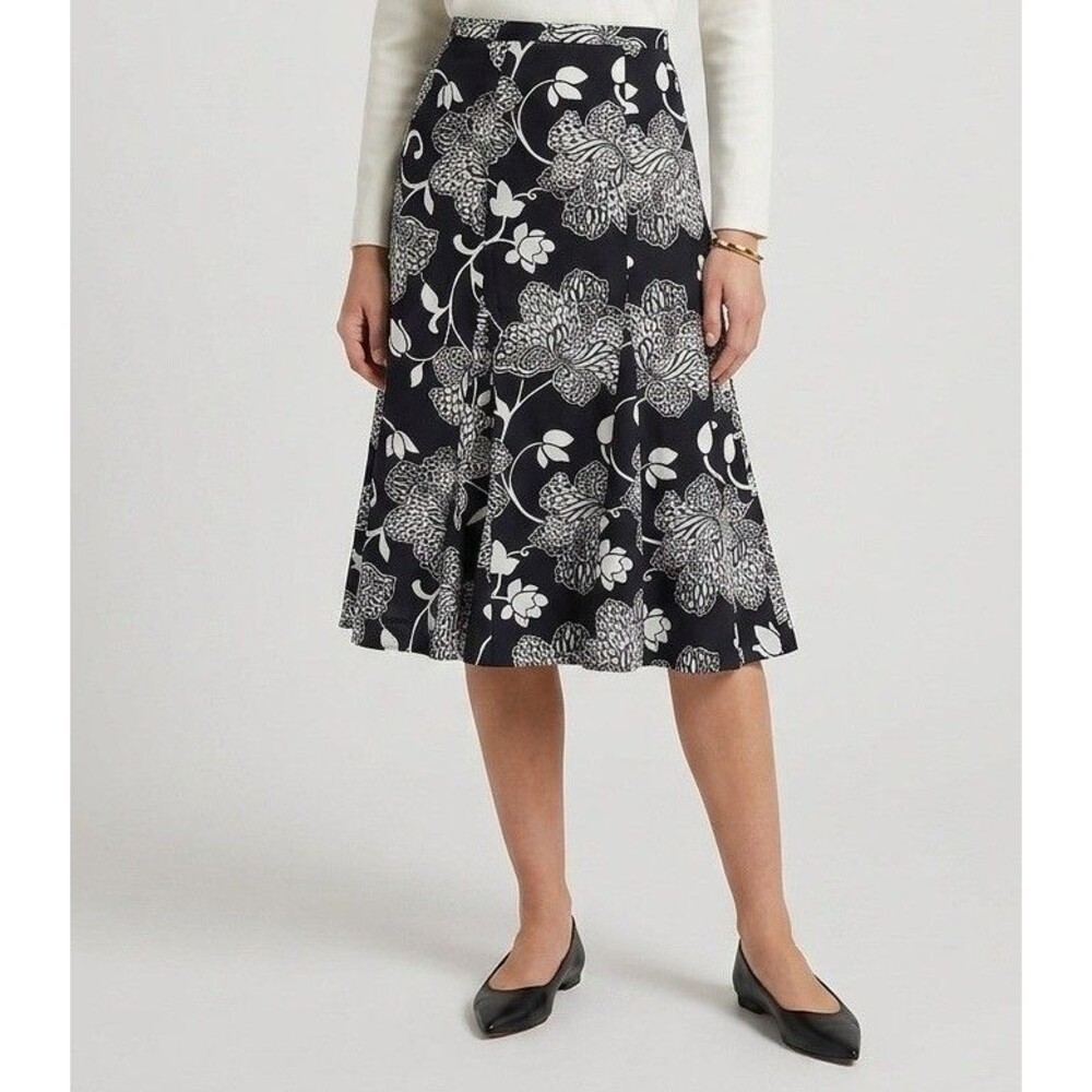 Ann Taylor Silk Size 10 Lined Flare Skirt, Black White Floral